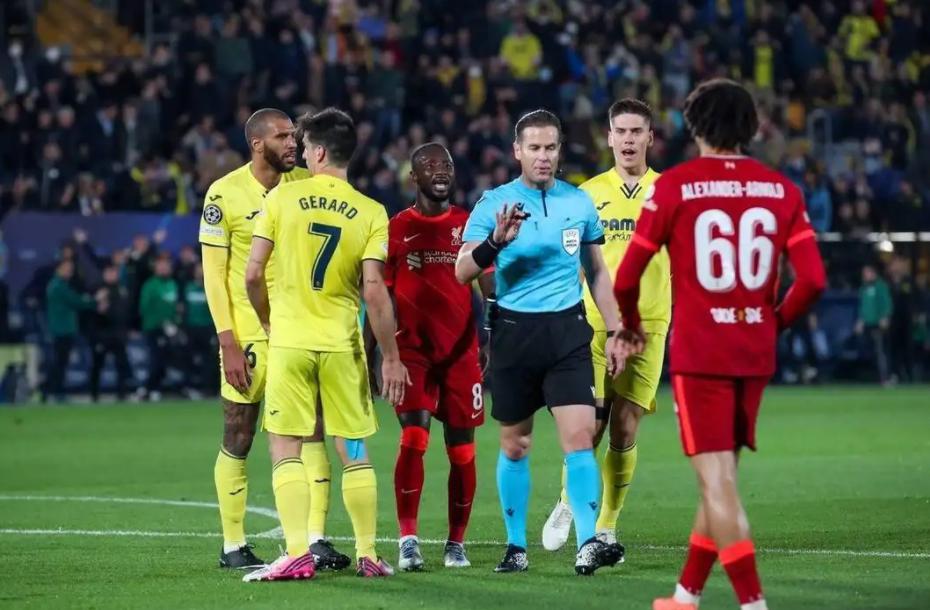 利物浦5-2淘汰黄潜进决赛，拒绝加时鏖战，红军右路撕破黄潜防线(5)