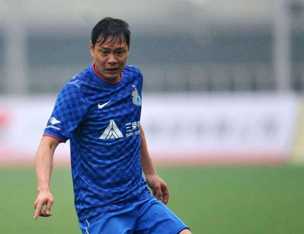 范志毅的足球生涯，出身体育世家，凭借努力成为第一后卫(2)