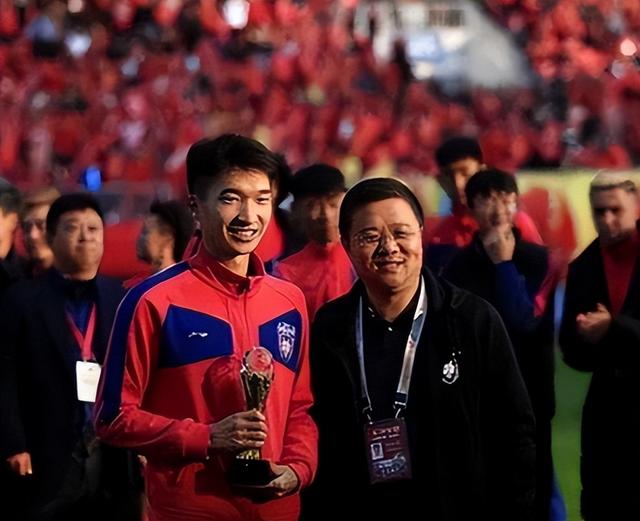 中国梅西24岁黯然退役！曾被称为留洋天才，回国后连续5年0进球(2)