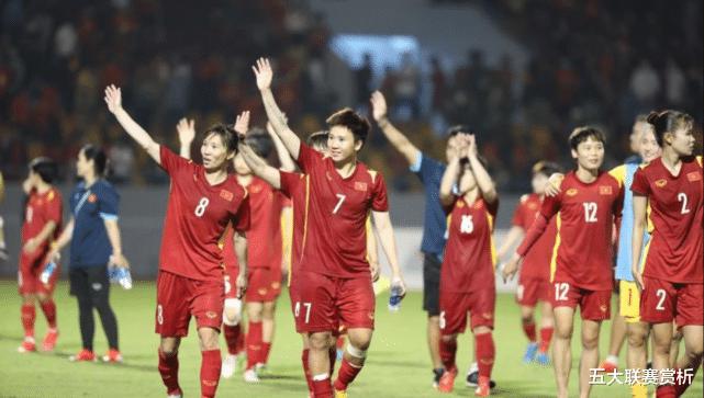 1-0晋级决赛！越南足球彻底崛起，获13亿奖励，中国女足需当心(2)