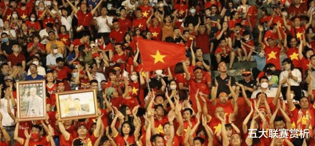 1-0晋级决赛！越南足球彻底崛起，获13亿奖励，中国女足需当心(5)