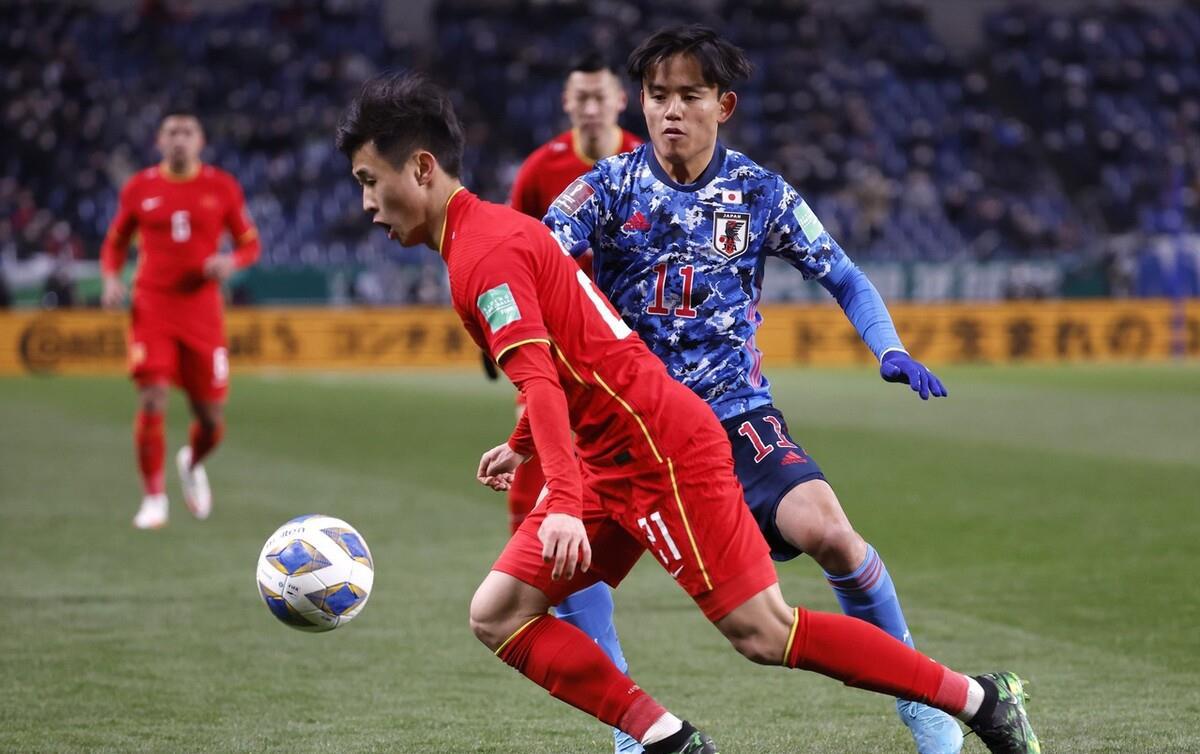 中国男足十二强赛小组一半球队晋级世界杯，国足排名倒数第二(7)