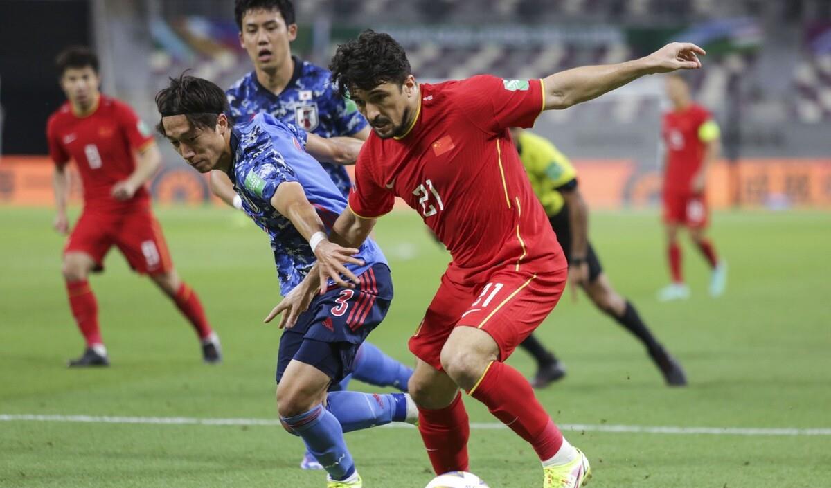 中国男足十二强赛小组一半球队晋级世界杯，国足排名倒数第二(8)