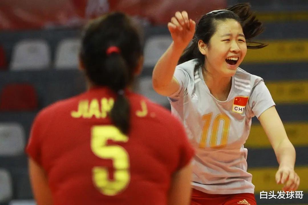 中国女排2022留洋第一人，25岁球星，正式加盟法甲冠军豪门(5)