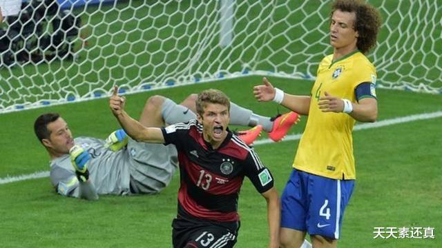 14年世界杯，德国7：1重创巴西的同时，复制了巴西02年的一个数据(1)