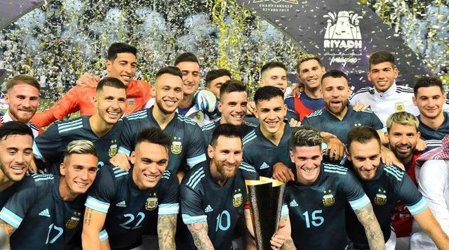 南美双雄之战！阿根廷惨败，巴西主帅疯狂庆祝+开门红(4)