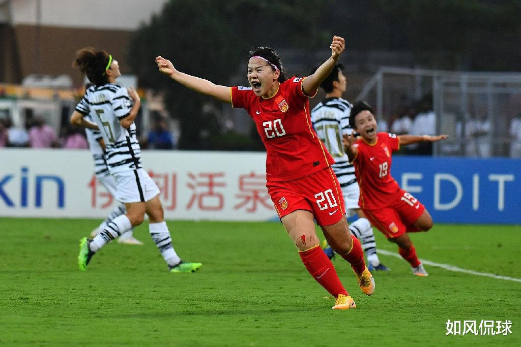 2-0到3-2！中国女足太狠了，7次掀翻韩国，冲队史首冠，CCTV5直播(4)