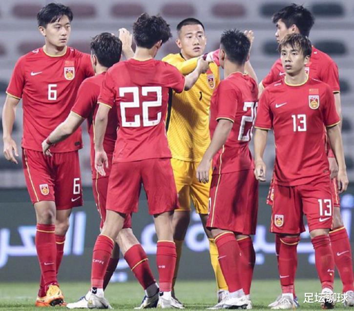 0-6！中国香港东亚杯最惨一战诞生，半场狂丢4球，盼赢国足=避免垫底(4)