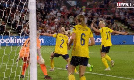 【女足欧洲杯】米德2传1射 英格兰4比0瑞典挺进决赛(9)