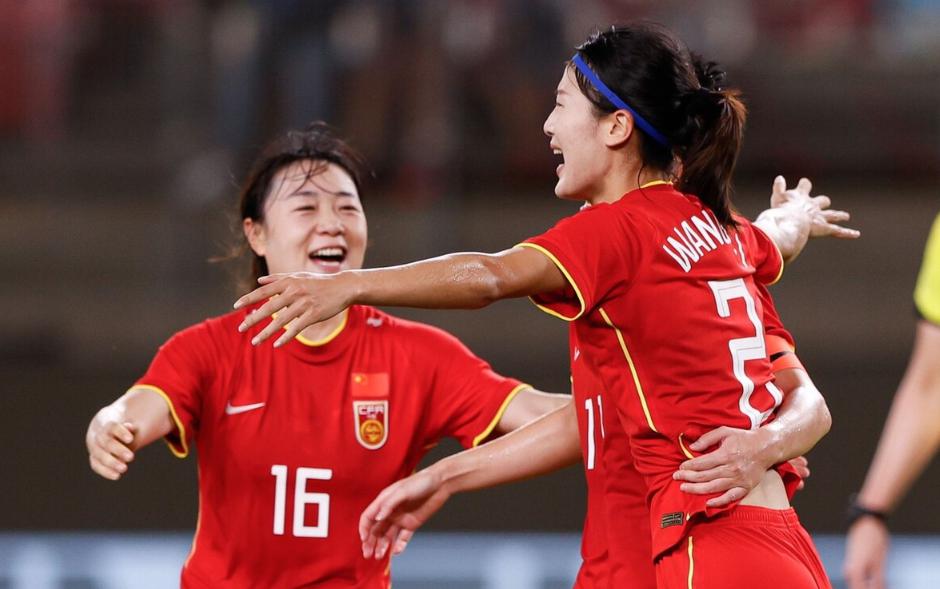 1-1到1-1！中国女足6连平或负，任务超额：1个月踢13场，为世界杯(1)