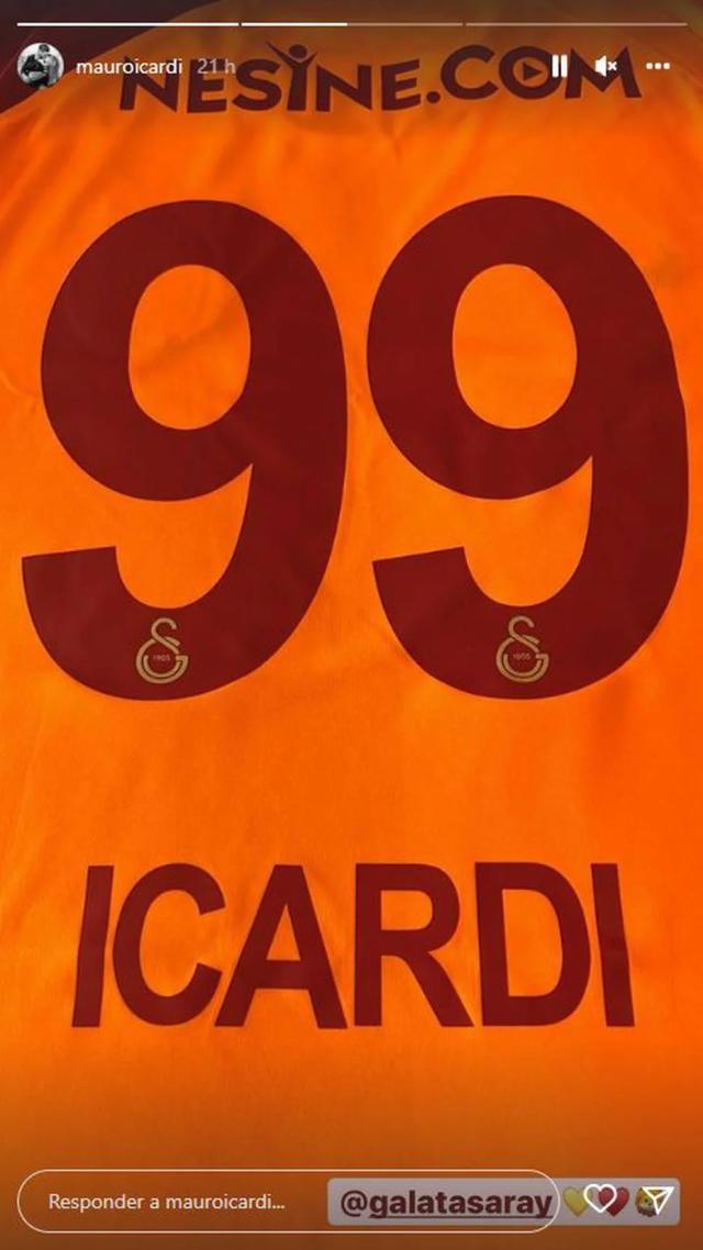 在加拉塔萨雷穿99号球衣 在意甲伊卡尔迪穿过98号(2)