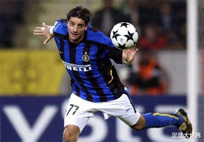 巴萨首位意大利球员，出身米兰却不被需要，投奔国米坑惨蓝黑军团(9)