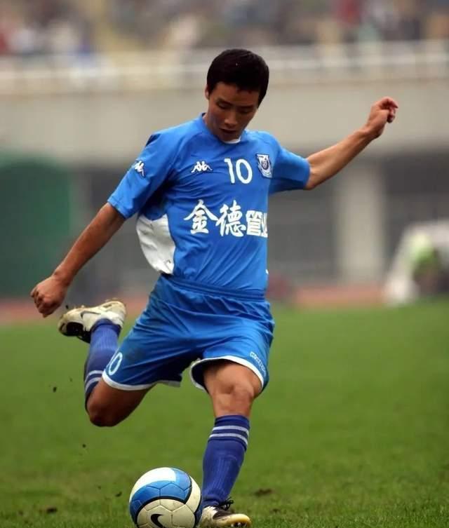 国足天才陈涛：世青赛一战成名，却被俱乐部针对，31岁只能踢中乙(6)