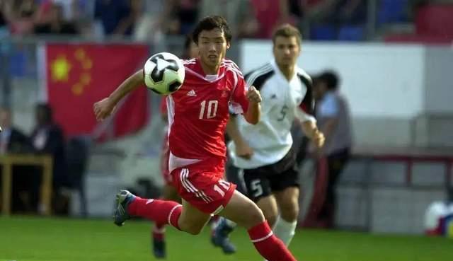 国足天才陈涛：世青赛一战成名，却被俱乐部针对，31岁只能踢中乙(11)
