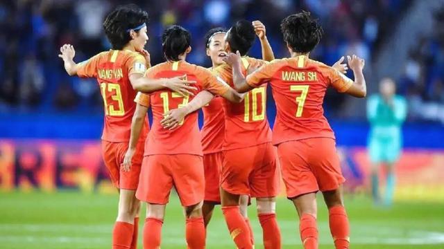 1胜2负！中国女足败给西班牙，为什么大家看到了她们的希望？(2)