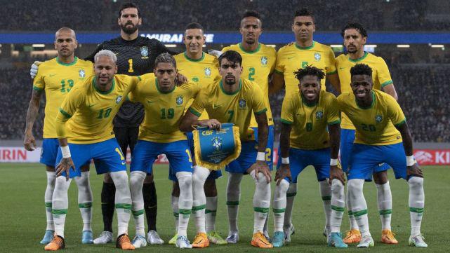 巴西公布世界杯26人名单：内马尔领衔！枪手中卫落选，曼联双星在列(4)