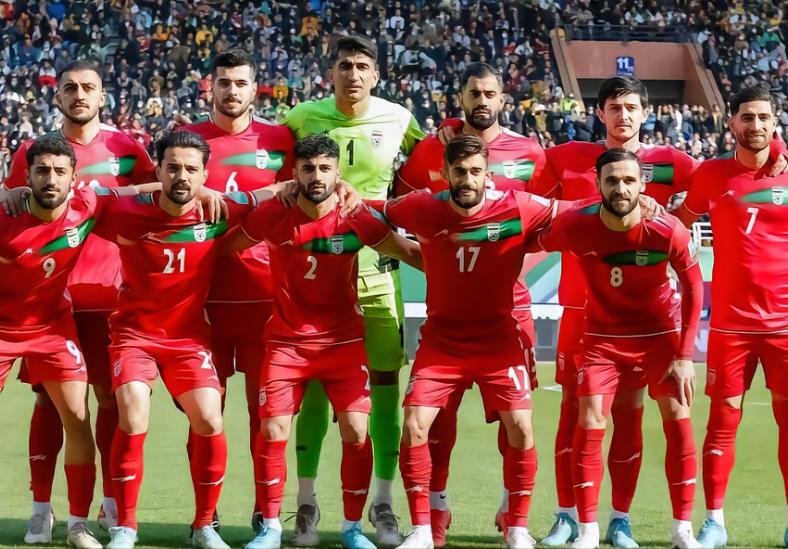英格兰VS伊朗：欧亚对抗赛打响，伊朗能否证明亚洲球队？(3)
