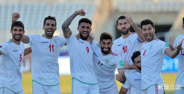 世界杯英格兰vs伊朗的比赛中，三狮军团在纸上的强势压境让伊朗并没有束手束脚(2)