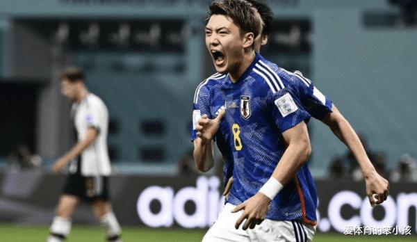 日本男足2-1逆转德国男足，拿到小组赛首胜，如何评价双方表现(1)
