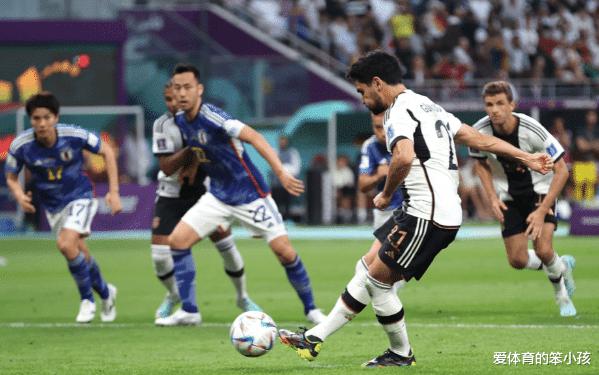 日本男足2-1逆转德国男足，拿到小组赛首胜，如何评价双方表现(3)