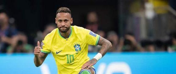巴西和葡萄牙首轮都拒绝爆冷，有顶级边锋的球队，就是进球能力强(3)
