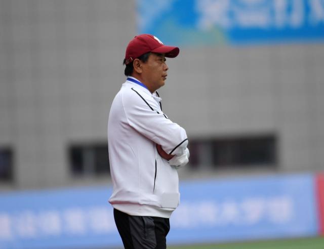 冠军教练黄坚雄：学习能力比足球技术更重要(1)