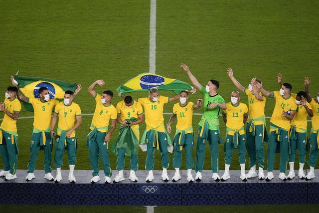 周一竞彩足球解析：巴西失头牌 葡萄牙遇硬骨头（附扫盘 比分）(2)