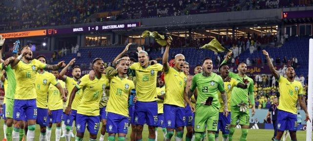 16强有人喜有人忧！巴西阿根廷几乎锁定四强，决赛或是巴西VS法国(6)