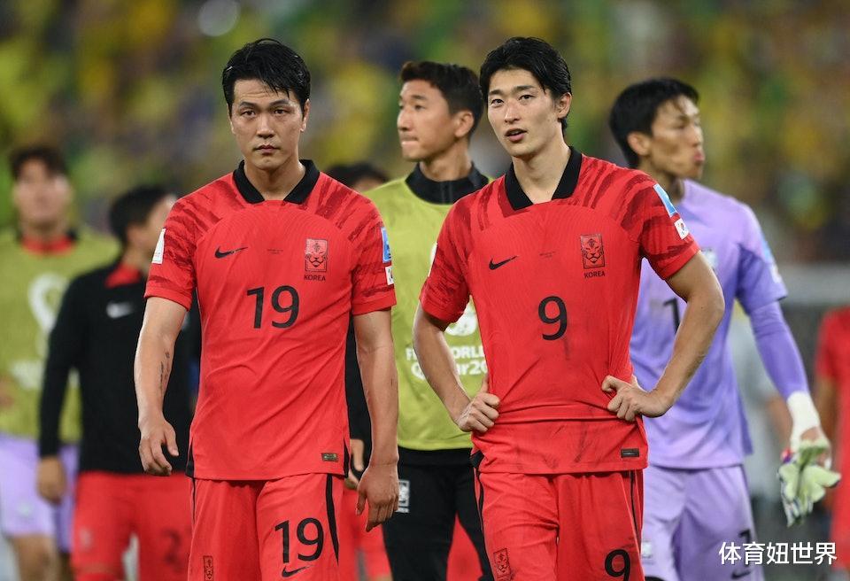 踢满4场比赛，孙兴慜依然0进球，韩国出局他道歉了(1)
