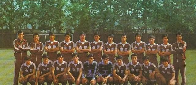 国足倒退40年？居然还有这种好事！80年代的中国足球到底有多强？(17)