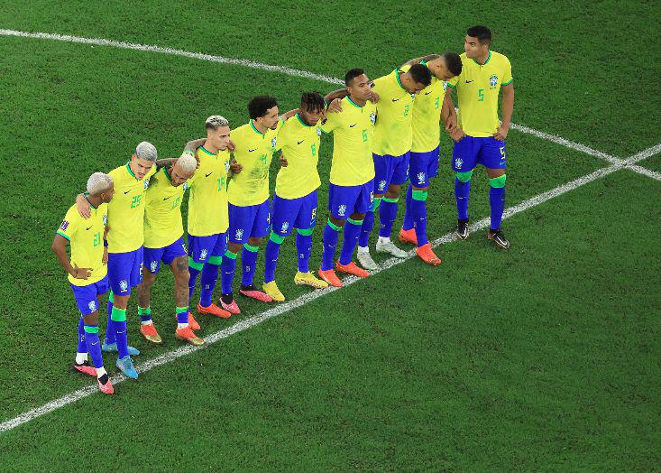 心疼内马尔，巴西足球遇强不胜，蒂特难掩错误就该下课(3)