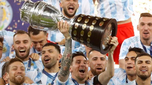 要带阿根廷力争卫冕，梅西成唯一夺冠后坚守国家队的队长(3)