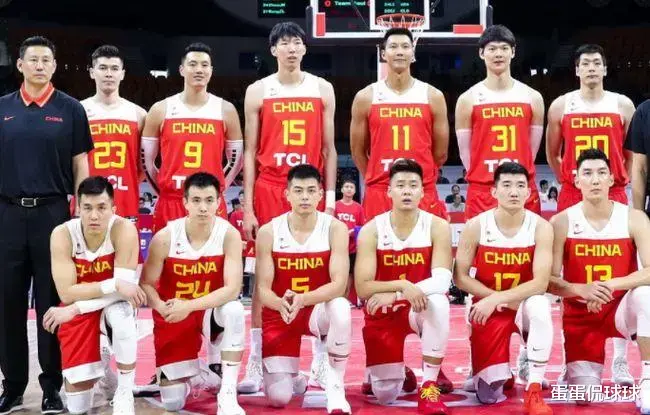 中国篮球国家队此次的集训大名单，没有出现张宁的名字，说明了什么？(2)