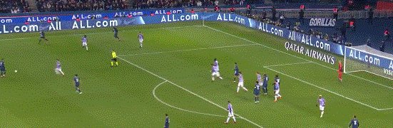 【法甲】梅西反超+两中柱 阿什拉夫传射 巴黎2比1胜(4)