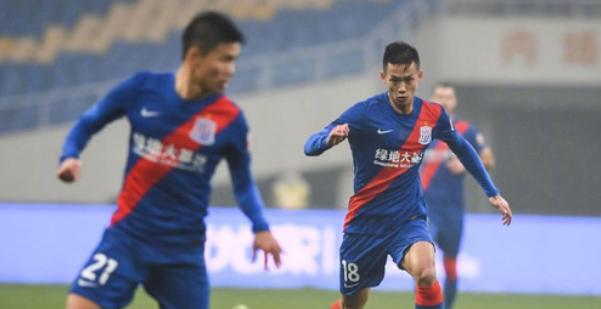武汉三镇新赛季首签确定！24岁归化球员加盟，曾效力意甲豪门尤文(5)