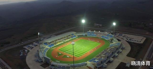 国际足联的主席亲自到卢旺达揭了幕。整个世界还有贝利纪念球场吗？(3)