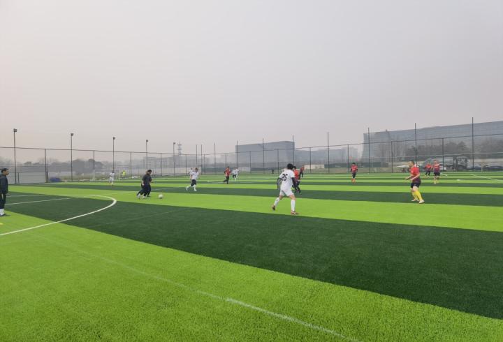 杭州有支校长足球队，每周约战家长队(2)