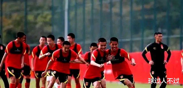 U17国足西班牙七场热身赛，在U17亚洲杯的冲刺中，杨晨军团取得了长足的进步(2)