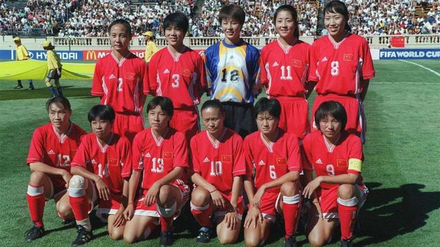 19岁成为主力，国家队出场219次，读懂浦玮才懂中国女足的坚韧(8)