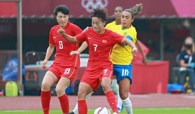 备战世界杯，吴澄舒解约堪培拉联女足，却不被允许踢中超联赛(3)