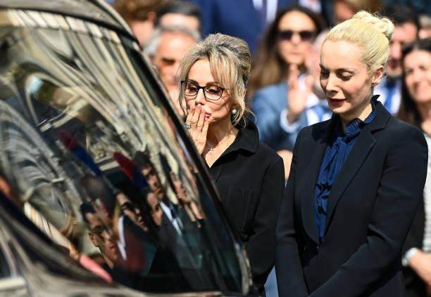 意大利为贝卢斯科尼国葬，米兰球迷送别最伟大主席(10)