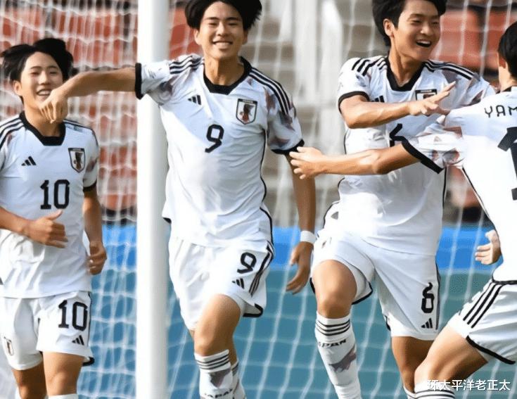 亚洲杯决赛对阵出炉！日韩争冠，传统劲旅惨败出局，中国男足垫底(4)