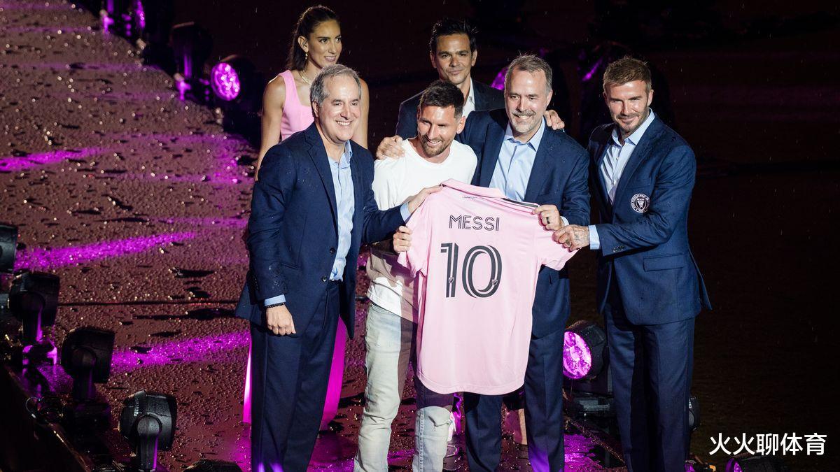 对梅西新球衣的狂热在阿根廷引起的问题(1)