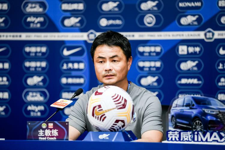 记者：李诚铭仍将作为申花客战三镇的代理主教练(1)