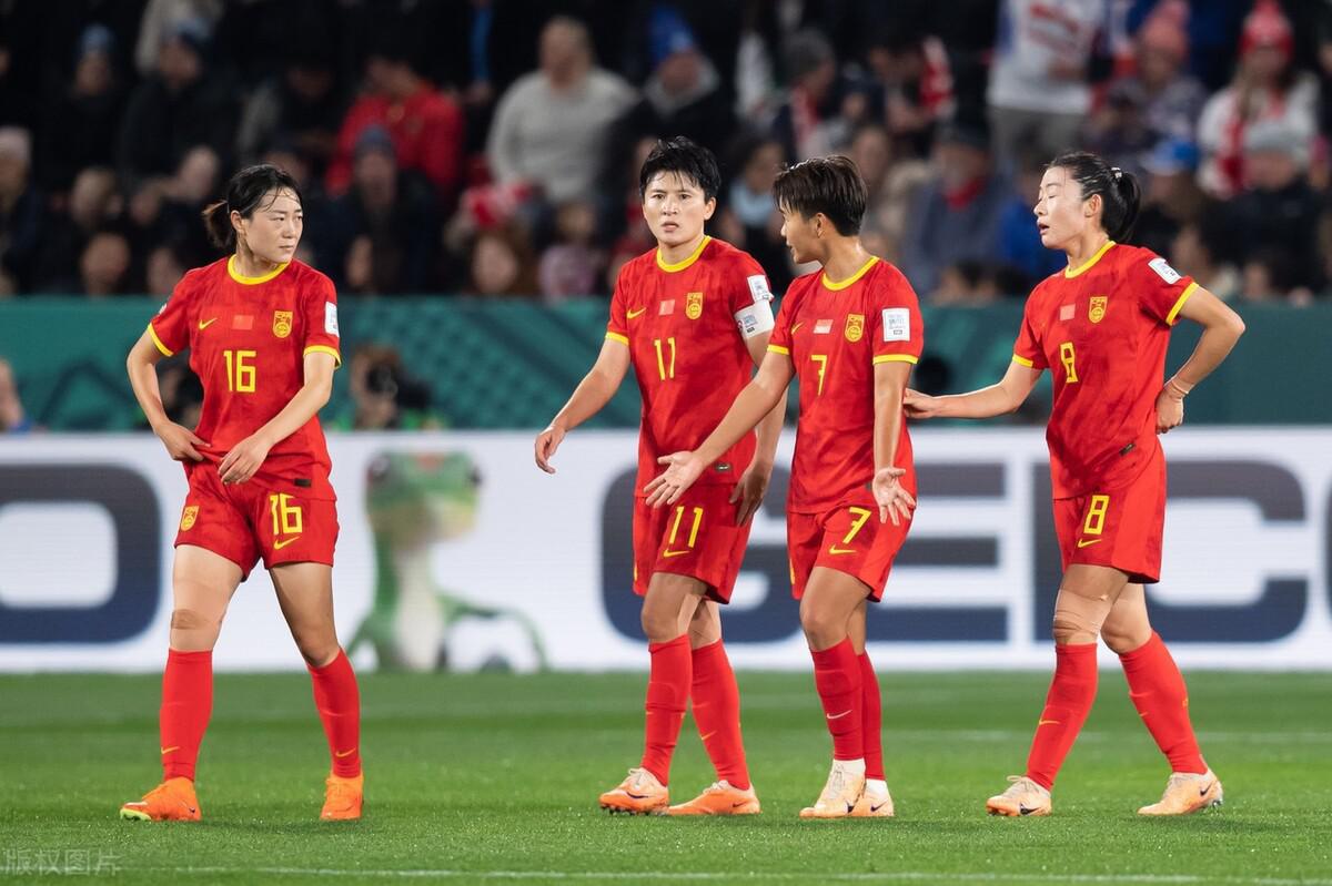 为何英格兰6-1大胜中国女足，24天后威格曼说出真相，球迷：耻辱(1)