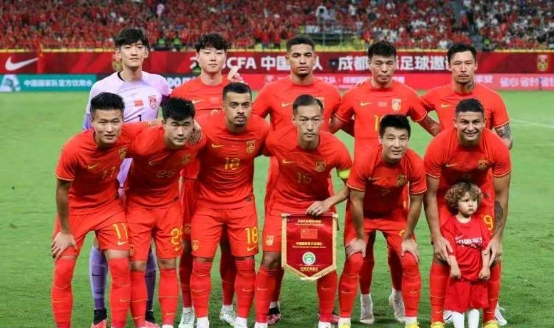 国足或补招黄紫昌等年轻球员 10月热身赛迎战越南还需提升实力(2)