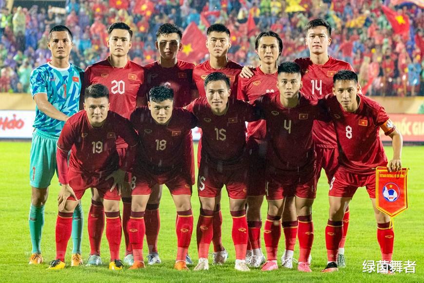 2-0！三连胜！越南足球强势崛起，力克国足苦主，剑指2026世界杯(4)