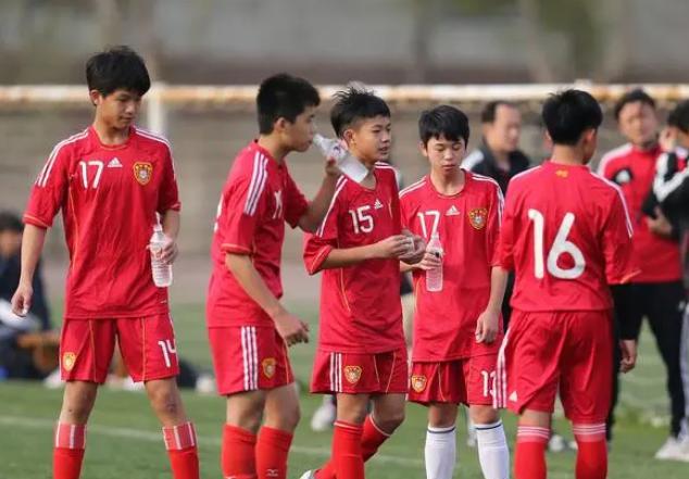亚运男足直播：伊朗U23VS越南U23 伊朗U23踢法偏向保守(1)
