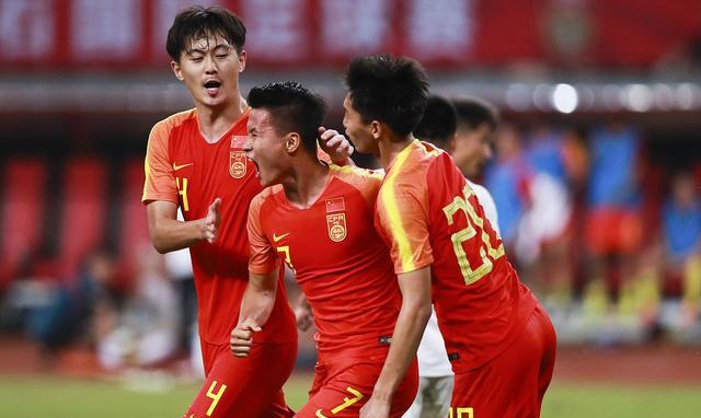 国安下赛季为张玉宁敲定新搭档，踢过欧洲联赛主力，已成国足金靴(2)