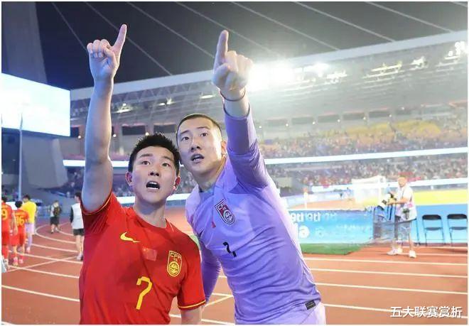 难以置信！中国C罗无缘国足大名单，亚运会轰进3球都没征服杨科维奇(2)
